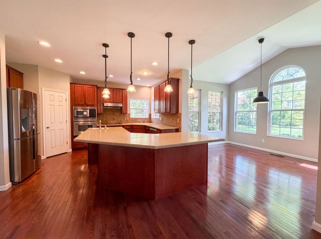 Property photo 2 of 3346 Babson Ct
