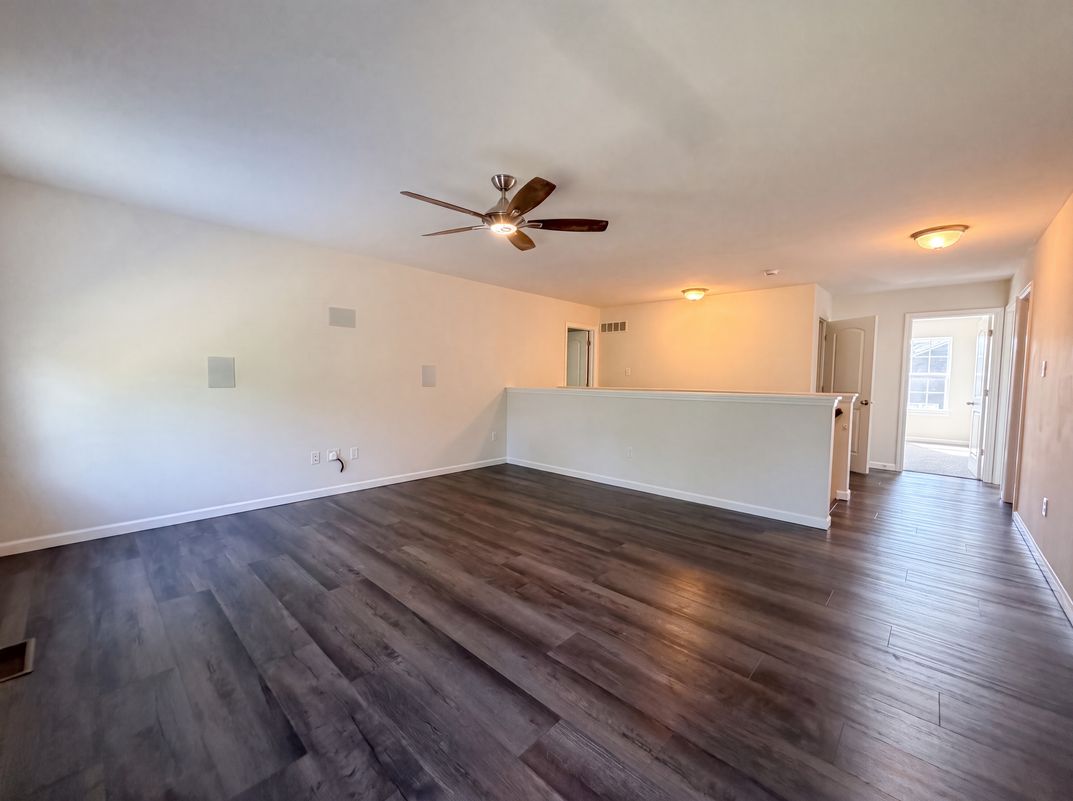 Photo 9 of 28 of 5945 Hawkins Ridge Ct, Saint Louis, MO