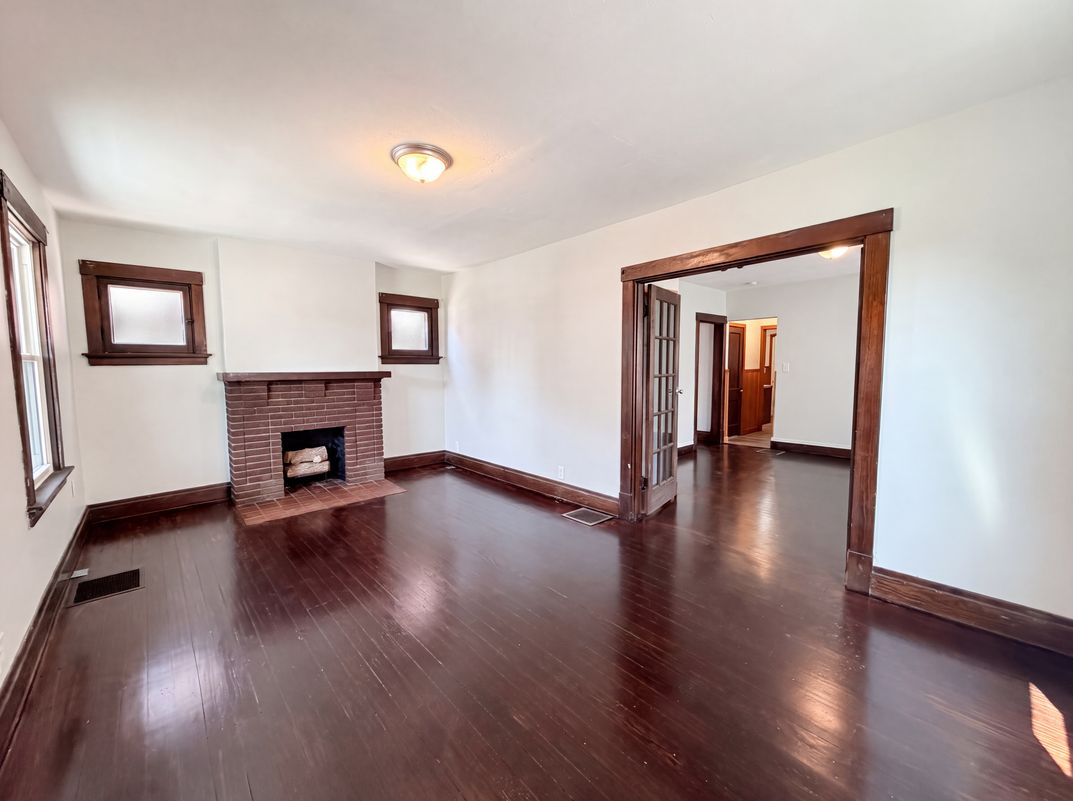 Photo 6 of 23 of 4804 Greenlee Ave, Cincinnati, OH