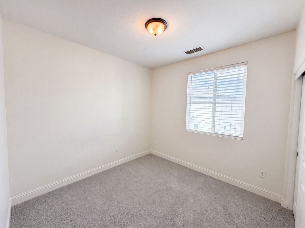 Photo 12 of 31 of 3127 Madsen St, Hayward, CA