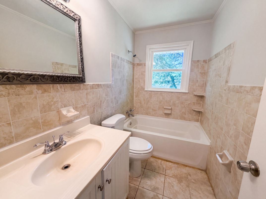 Photo 19 of 23 of 927 Greenlawn Dr, Columbia, SC