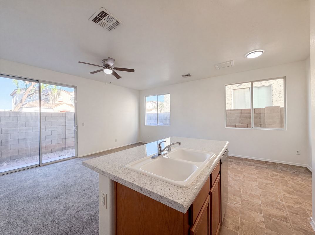 Photo 7 of 50 of 1515 E Bloch Rd, Phoenix, AZ