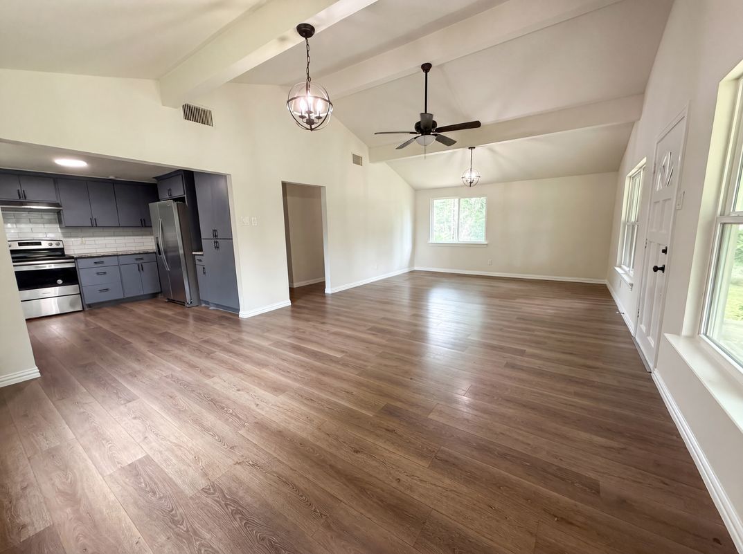 Photo 4 of 16 of 123 Merry Way, Gun Barrel City, TX