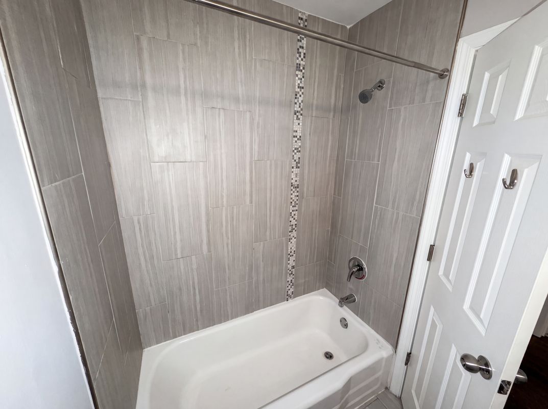Photo 13 of 26 of 2336 Nesbitt Dr NE, Brookhaven, GA