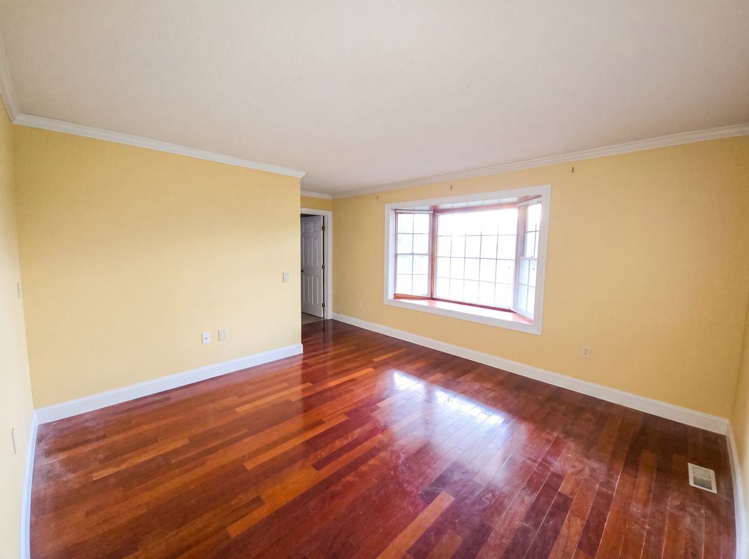 Photo 6 of 45 of 2217 Valley View Dr S, Saylorsburg, PA