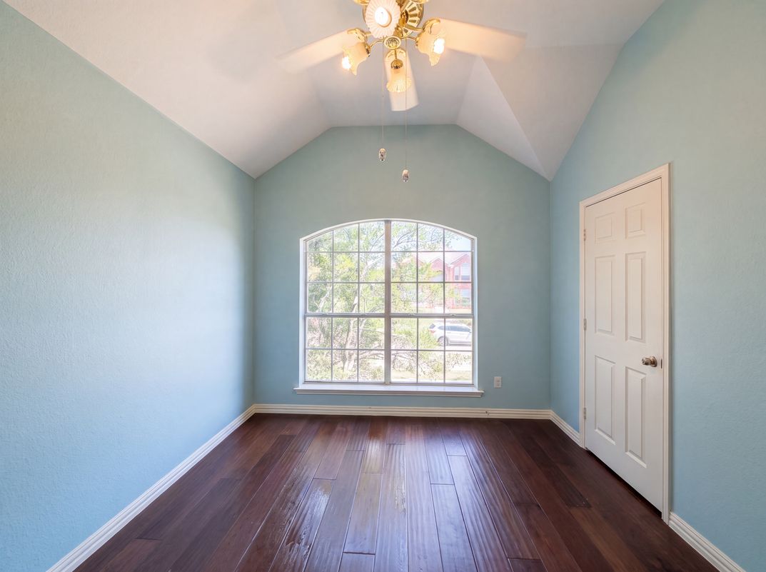 Photo 15 of 22 of 3606 Fairlands Dr, Richardson, TX