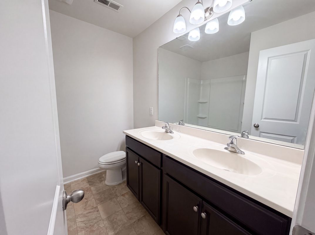 Photo 19 of 30 of 1144 Campbell Ridge Dr, Elgin, SC