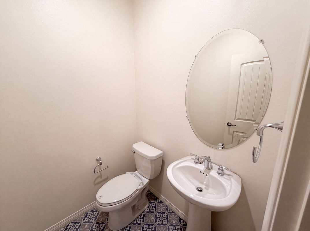 Photo 16 of 37 of 6593 Zion Way, Jurupa Valley, CA