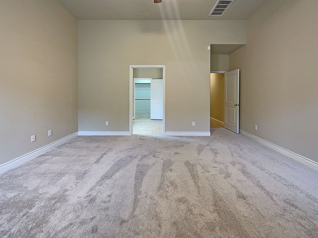 Photo 9 of 27 of 24542 N Denham Ridge Ln, Spring, TX