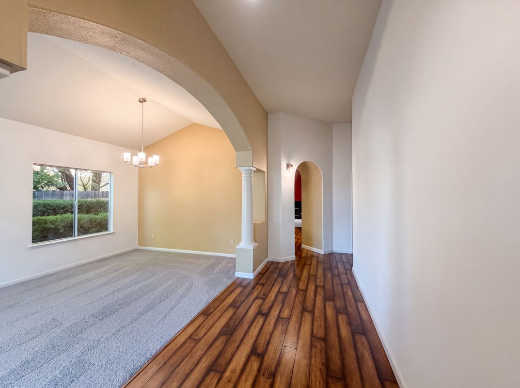 Photo 5 of 44 of 5344 Swindon Rd, Rocklin, CA