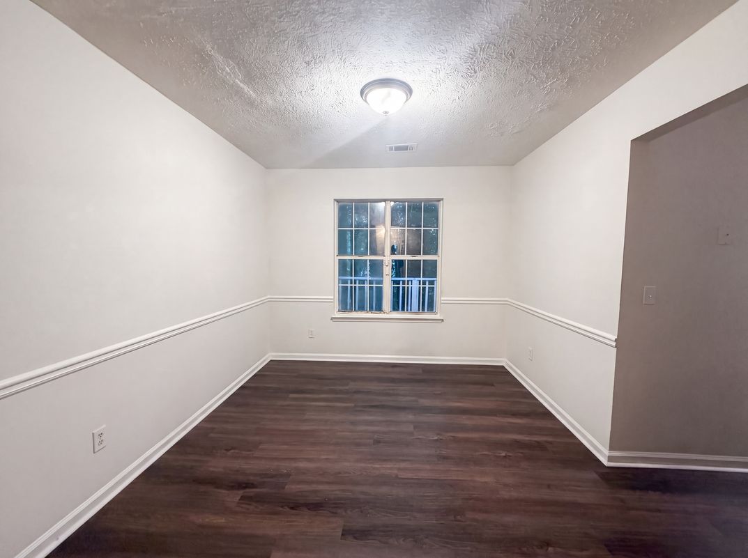 Photo 6 of 29 of 4320 Southvale Dr, Decatur, GA