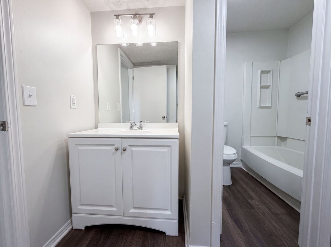 Photo 6 of 17 of 535 Amquiwood Ct, Madison, TN