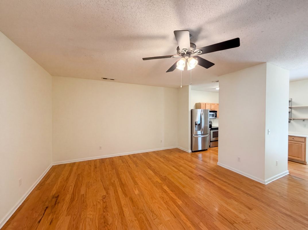 Photo 6 of 20 of 2350 Heritage Park Cir NW, Kennesaw, GA