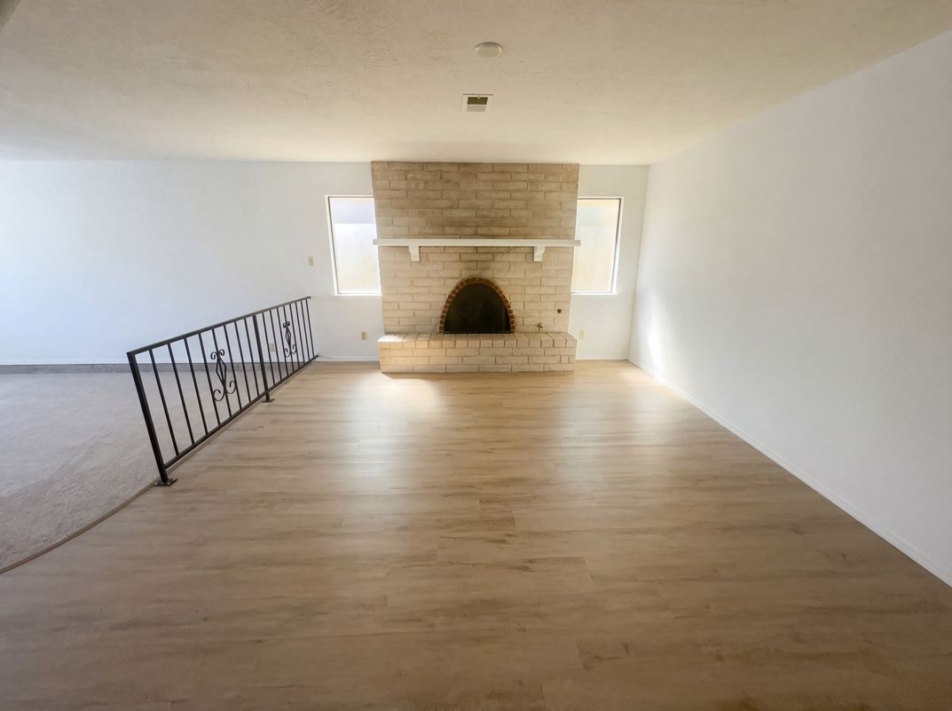 Property photo 3 of 1229 Kirby St NE