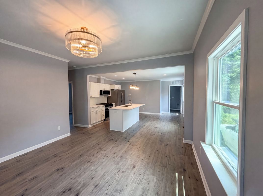 Photo 3 of 16 of 1501 S Roxboro St, Durham, NC