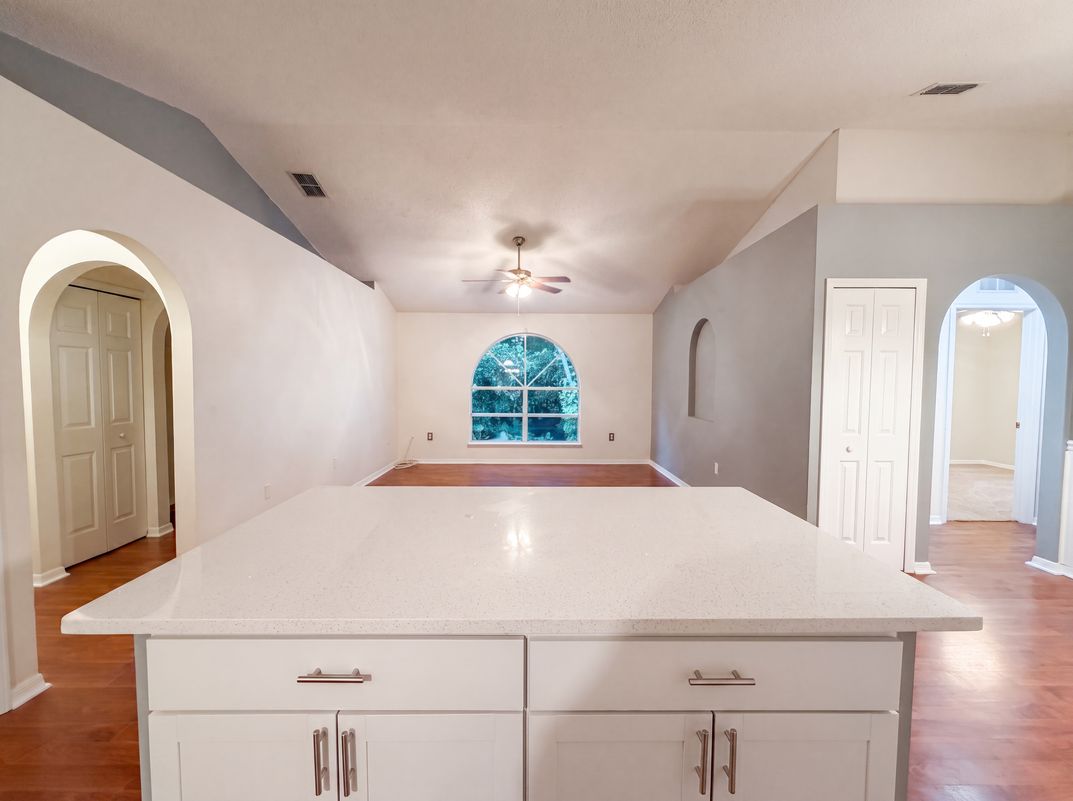 Photo 6 of 23 of 29 Valencia Cir, Debary, FL