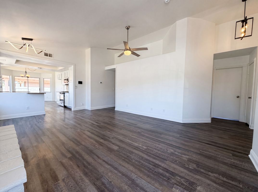 Photo 3 of 18 of 6212 Warm River Rd, Las Vegas, NV