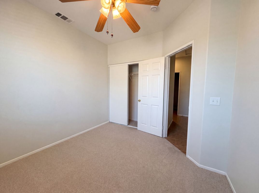 Photo 7 of 19 of 16960 Tack Ln, Moreno Valley, CA