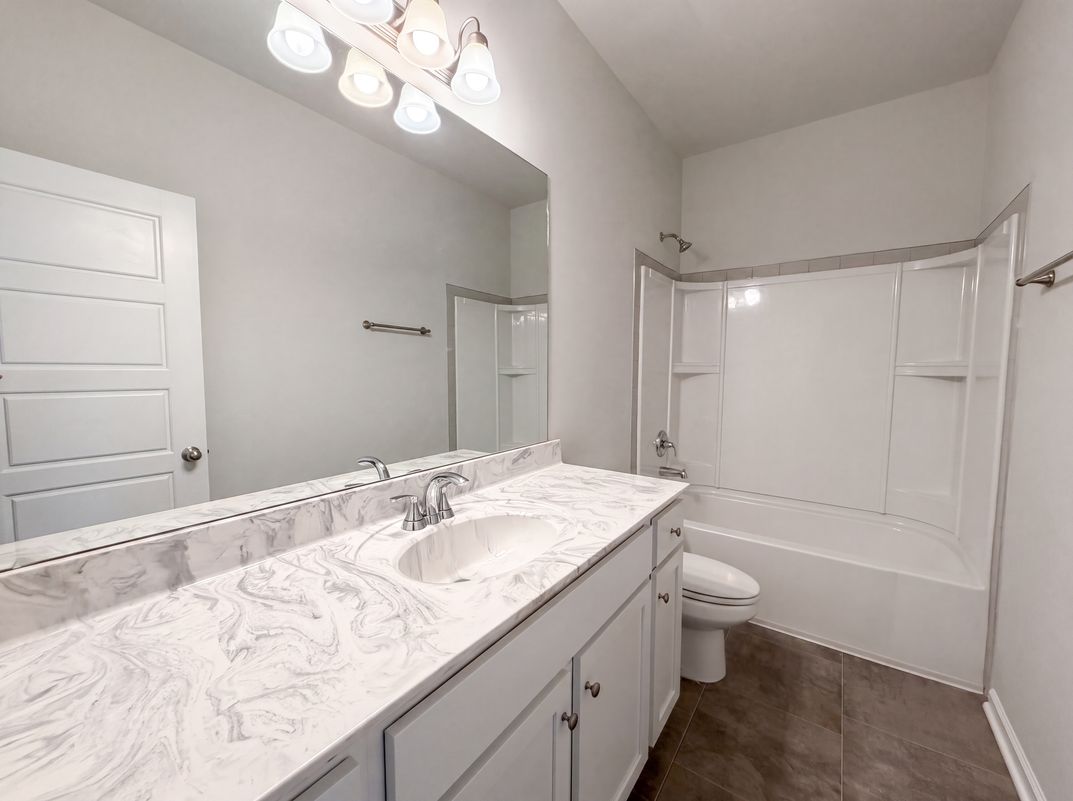 Photo 18 of 23 of 734 Mitscher Dr, Spring Hill, TN