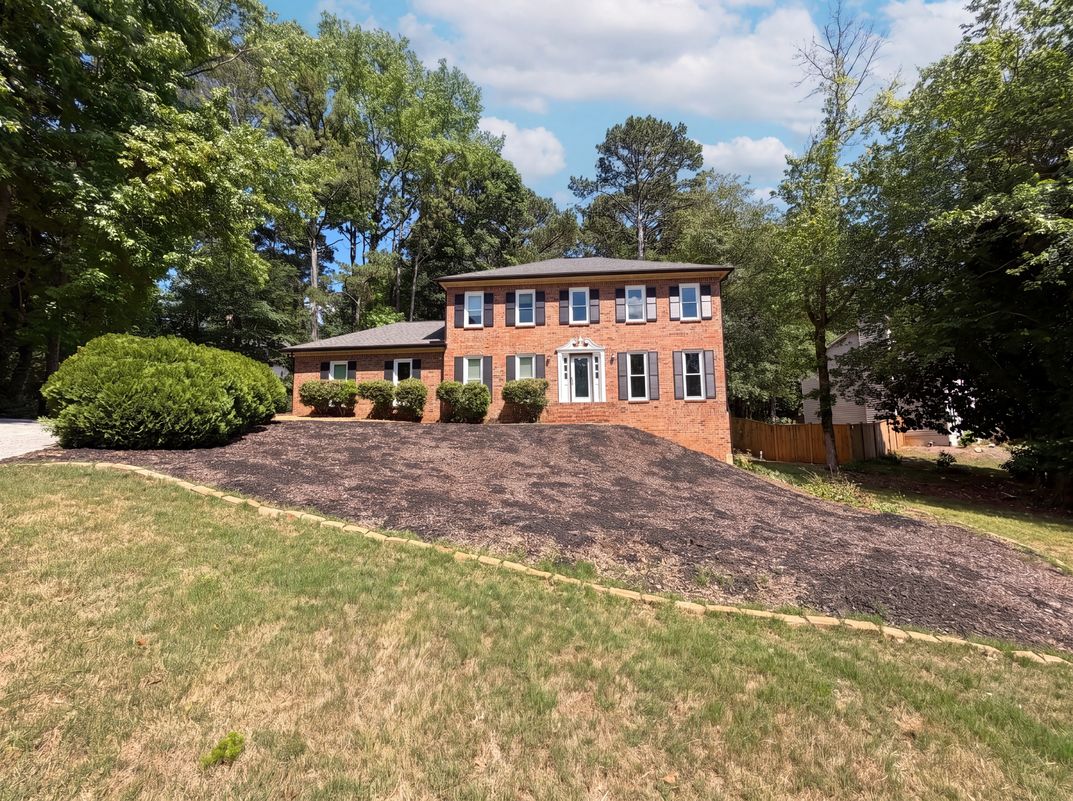 Property photo 1 of 1876 Geyser Trce