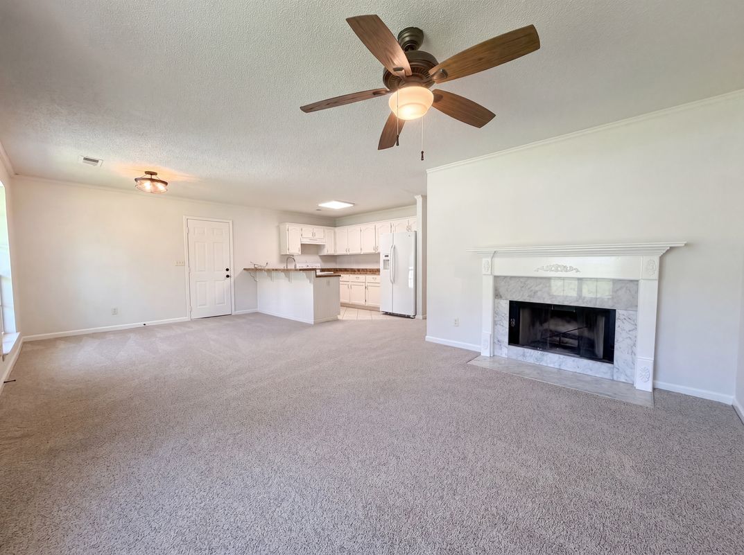 Photo 3 of 16 of 109 King Valley Rd, Pelham, AL