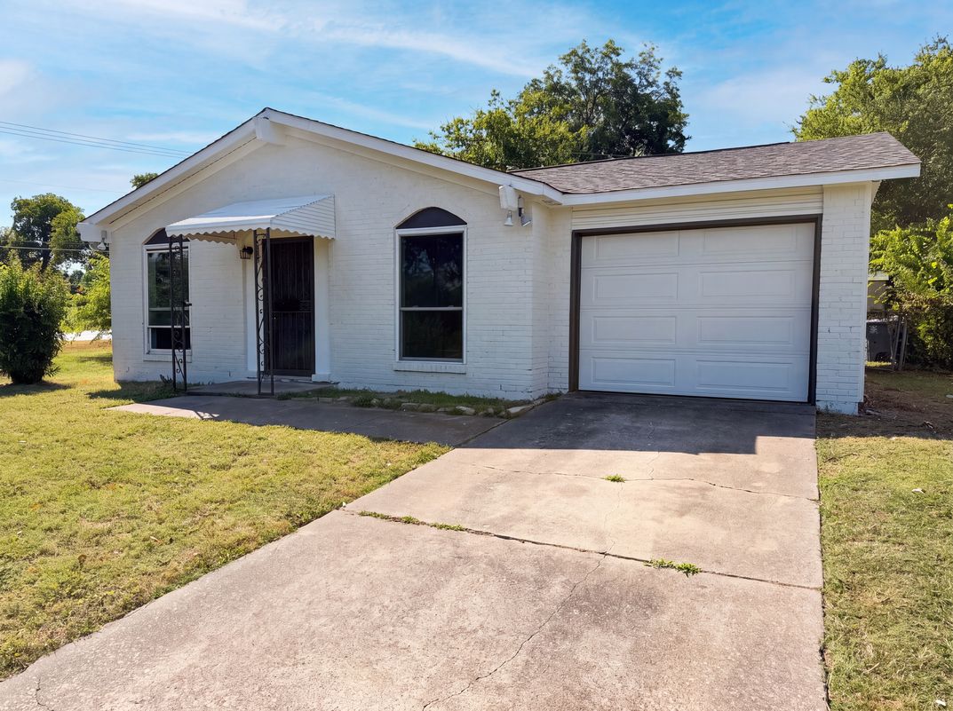 Photo 15 of 16 of 4268 Texas College Dr, Dallas, TX