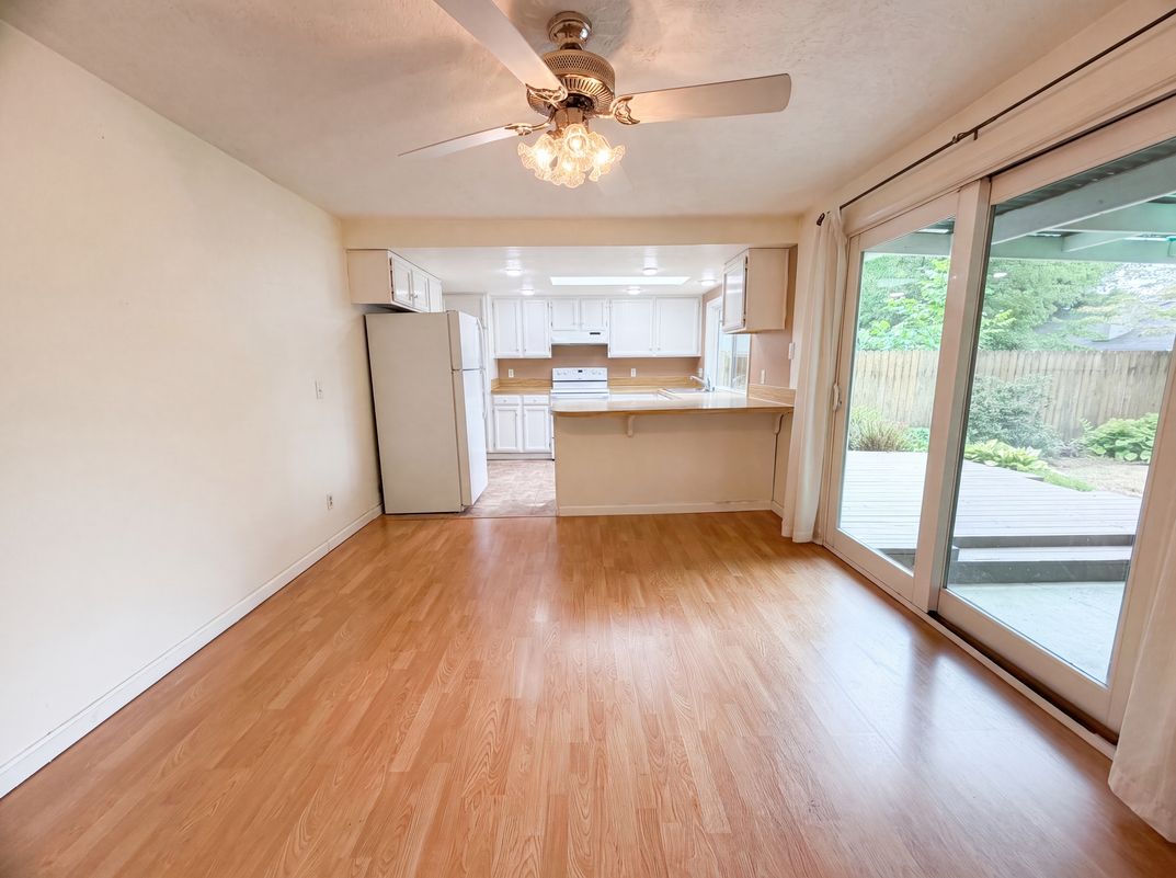 Photo 9 of 21 of 2908 NE 103rd Ave, Vancouver, WA