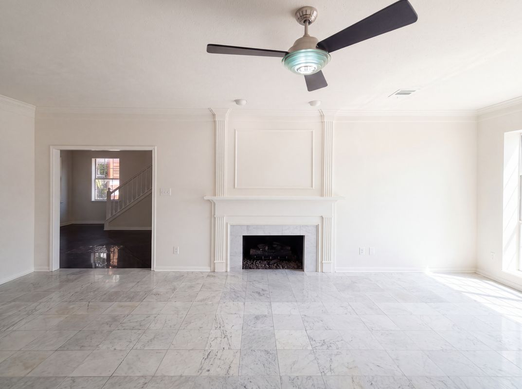 Photo 10 of 26 of 1231 Jeanette Way, Carrollton, TX