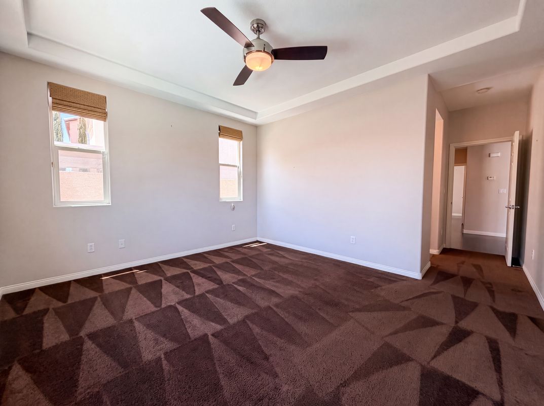 Photo 12 of 21 of 908 Baronet Dr, Las Vegas, NV