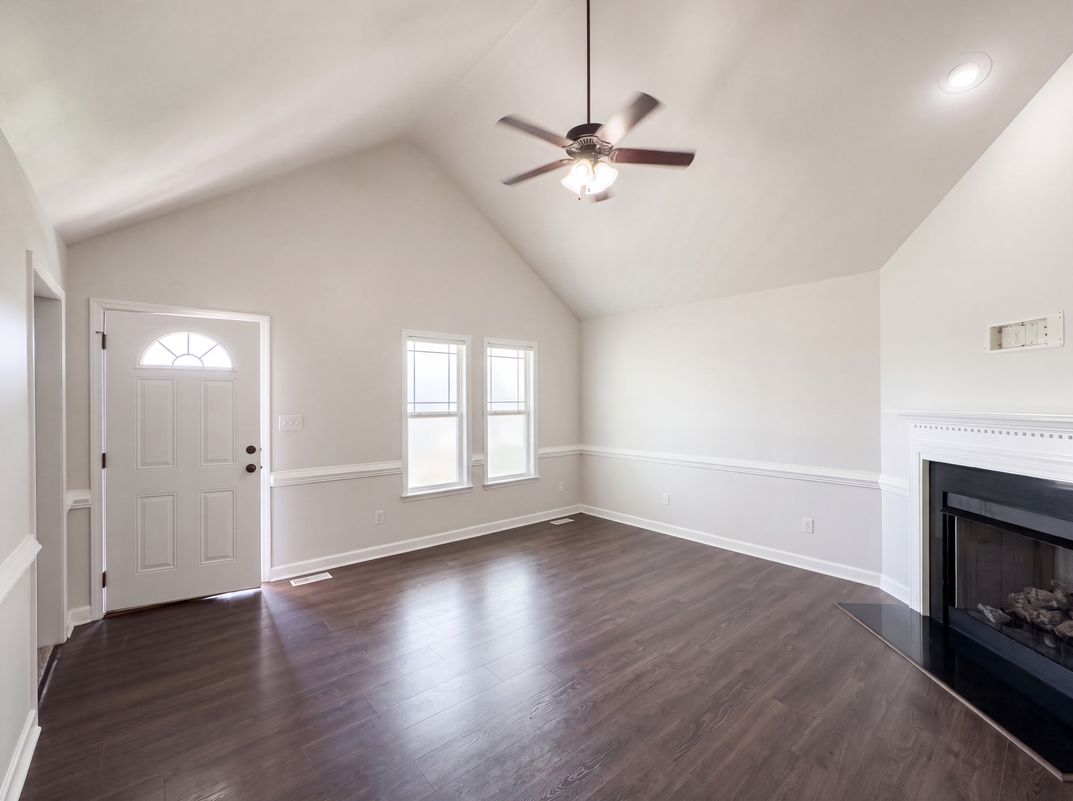 Photo 7 of 22 of 208 Settlers Pointe Dr, Pikeville, NC