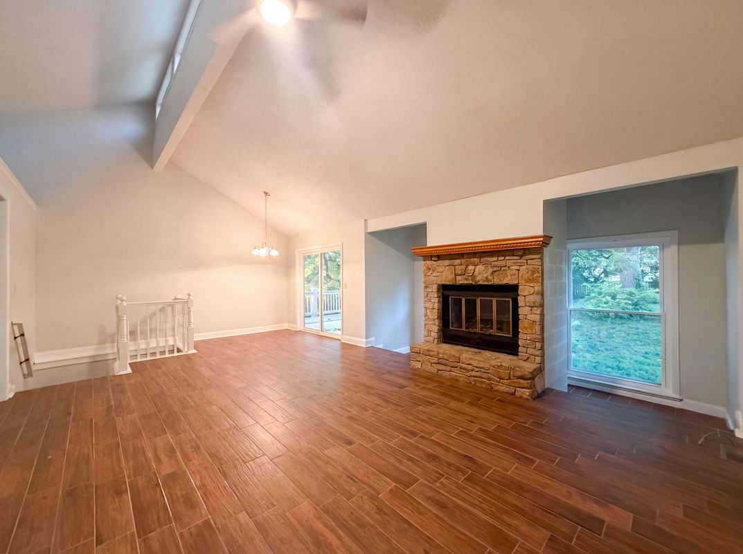 Photo 3 of 21 of 7511 Orient Ave, Kansas City, KS