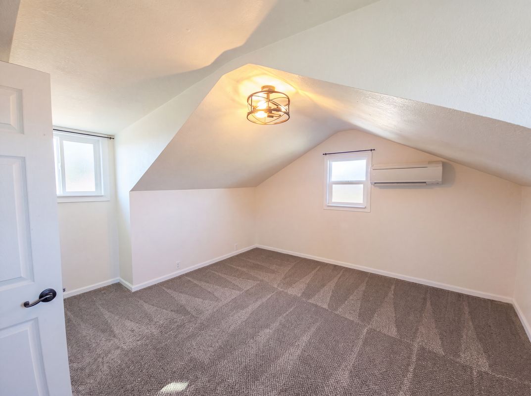 Photo 14 of 22 of 93291 Prairie Rd, Junction City, OR