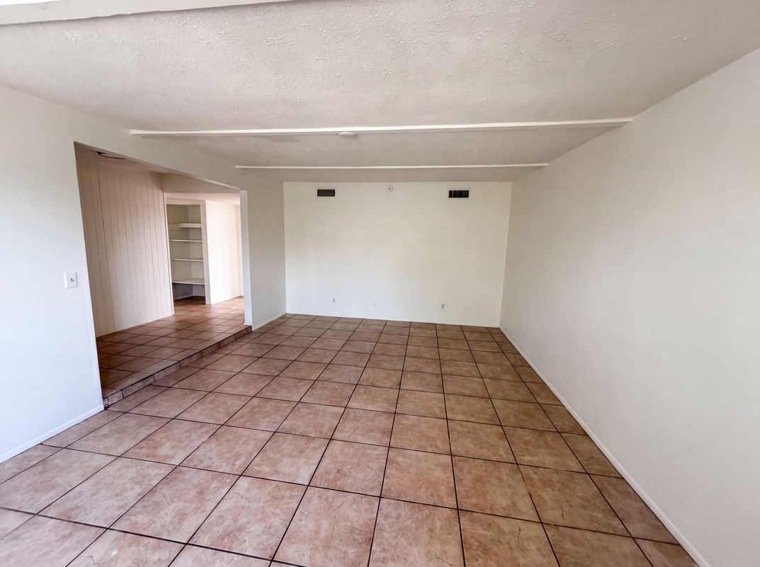 Photo 7 of 19 of 4425 S Silver Beech Ave, Tucson, AZ