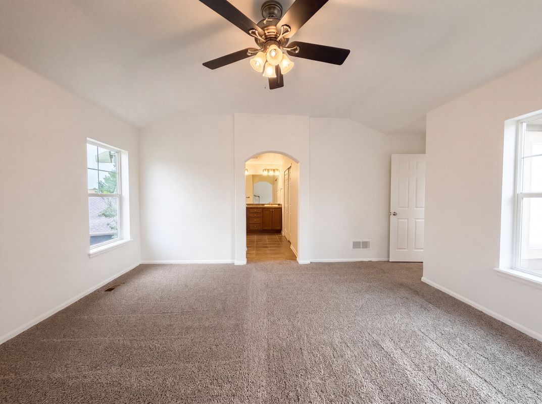 Photo 4 of 52 of 2232 Whistler Dr, Longmont, CO