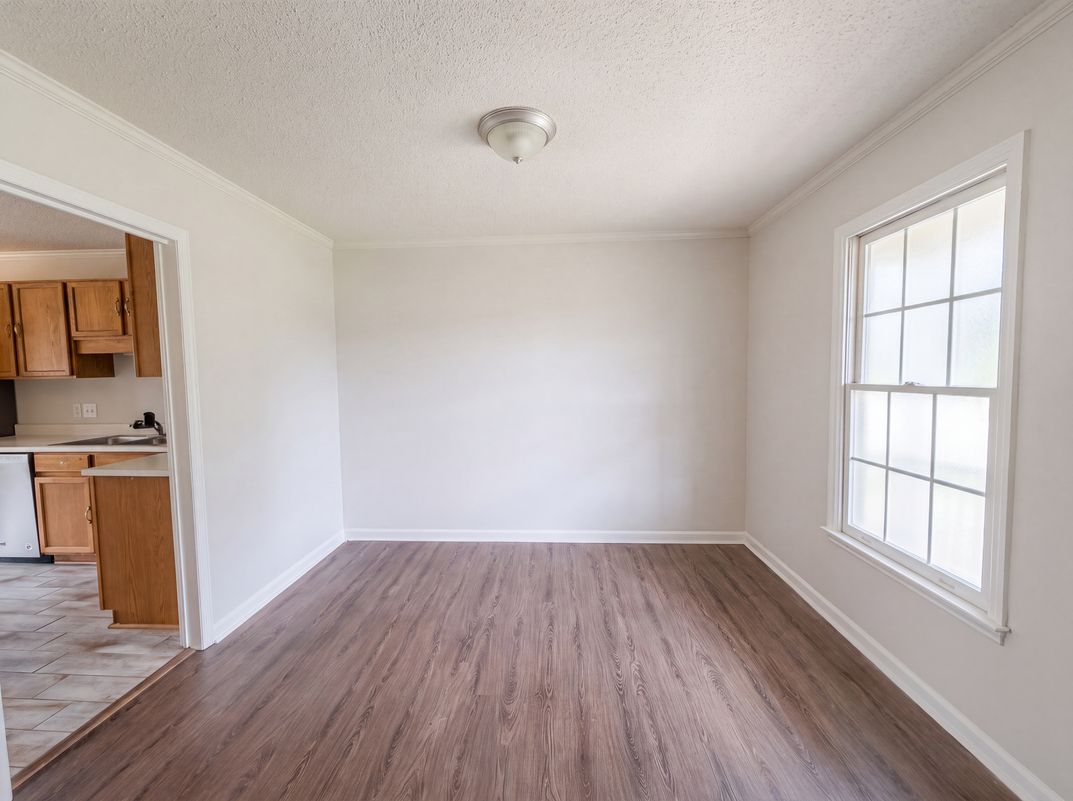 Photo 6 of 17 of 4013 Burleigh Pl, Fayetteville, NC