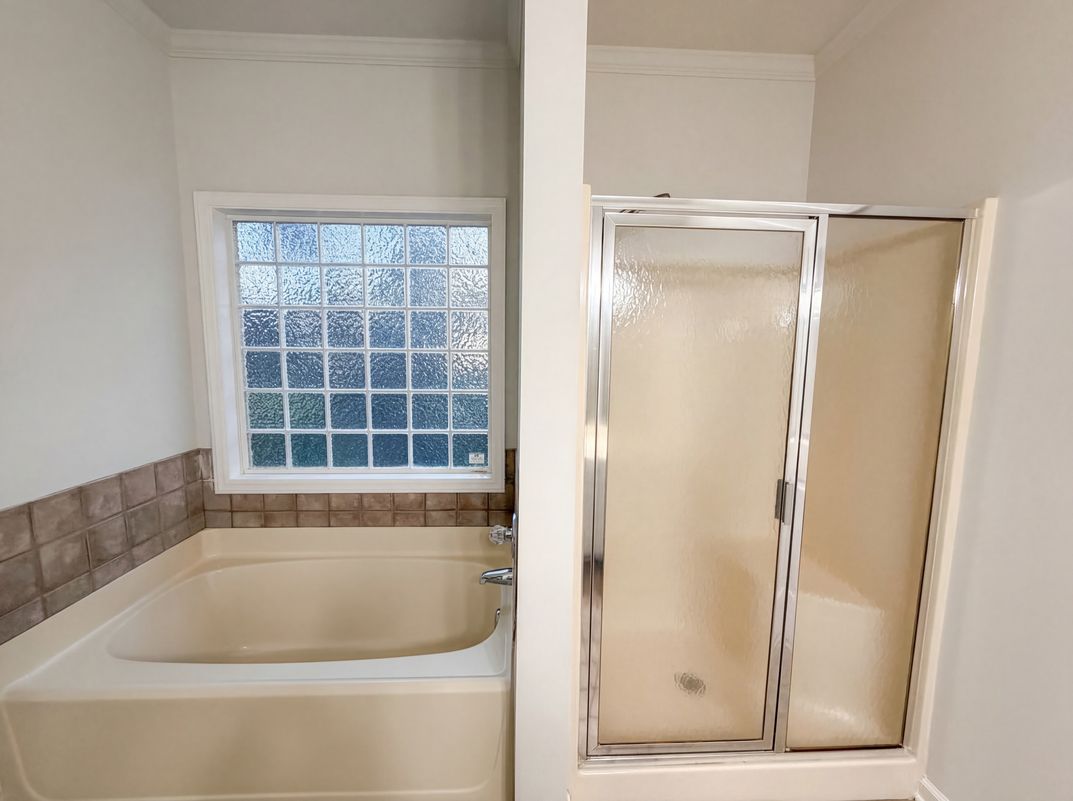 Photo 11 of 18 of 729 E Ivy Valley Dr, Fuquay Varina, NC