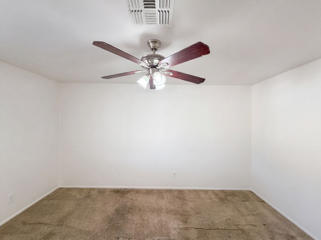 Photo 17 of 30 of 7120 W Leith Ln, Peoria, AZ