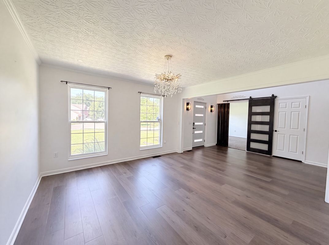 Photo 14 of 43 of 9212 Cedar Gate Dr, Loveland, OH