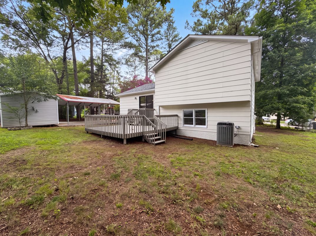 Photo 15 of 18 of 11 Chanter Ct, Durham, NC