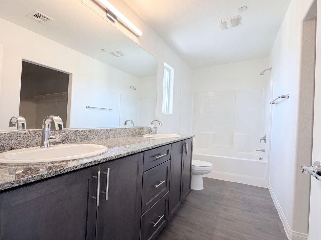 Photo 15 of 41 of 6875 Crimson Shadow St, North Las Vegas, NV
