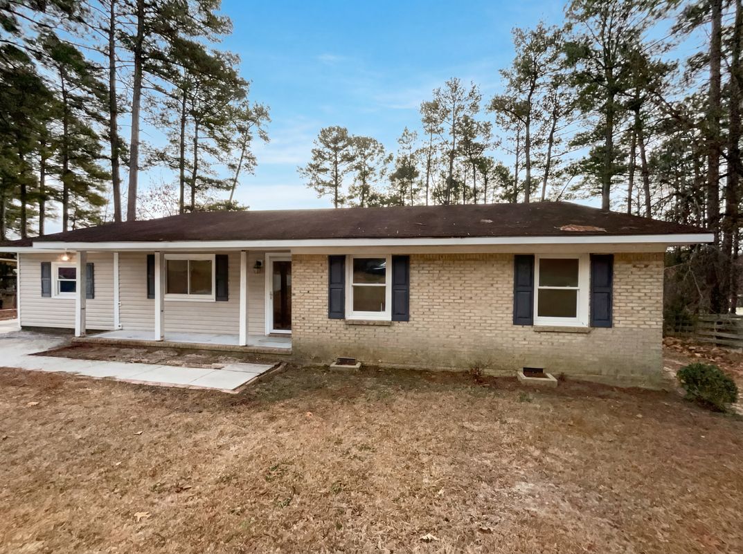 Property photo 1 of 1004 Vesper Ln
