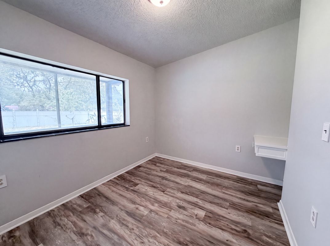 Photo 14 of 21 of 1605 Raiford Rd, Starke, FL
