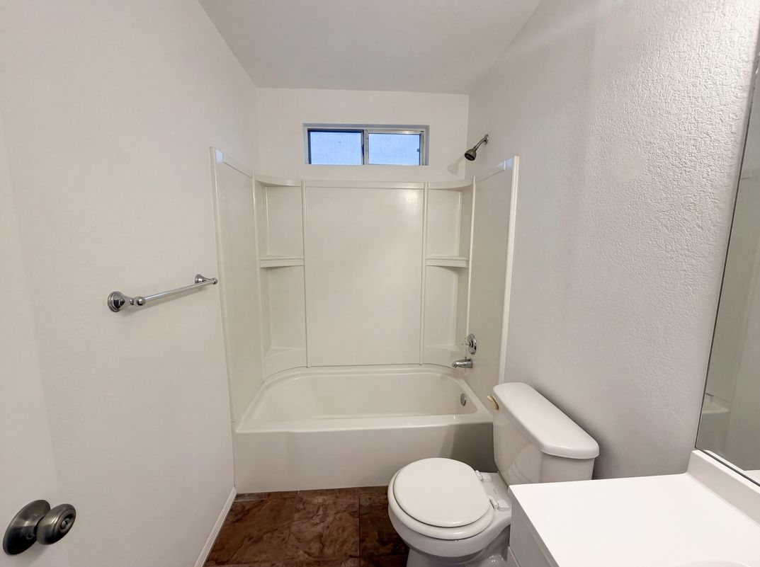 Photo 6 of 26 of 4058 W Chama Dr, Glendale, AZ