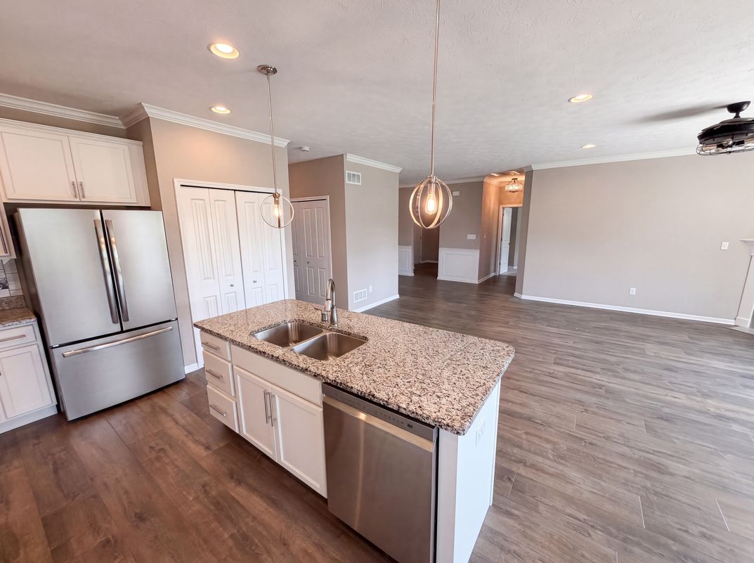 Photo 6 of 23 of 12325 Wright Ct, Noblesville, IN