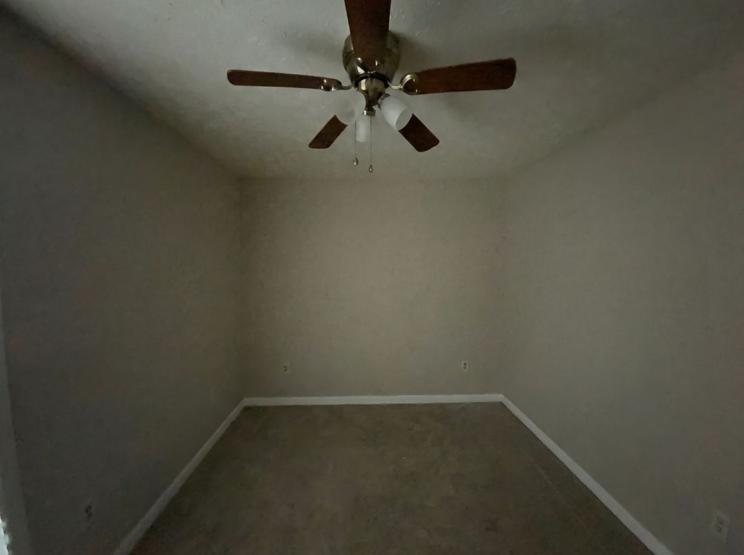 Photo 17 of 27 of 1221 Dalraida Rd, Montgomery, AL