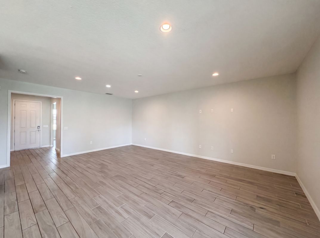 Photo 27 of 29 of 4510 Penkert Pl, Lakeland, FL