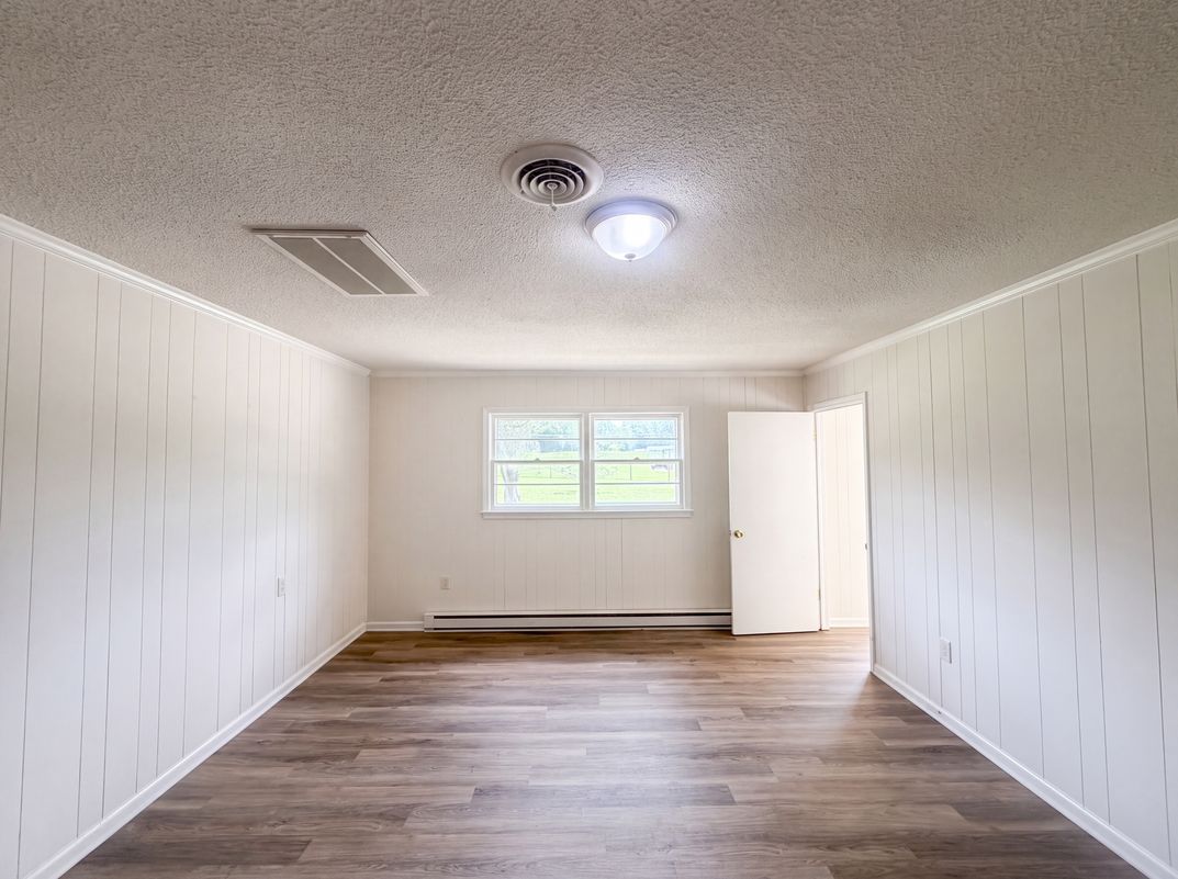 Photo 17 of 22 of 4913 Millpoint Rd, Greensboro, NC