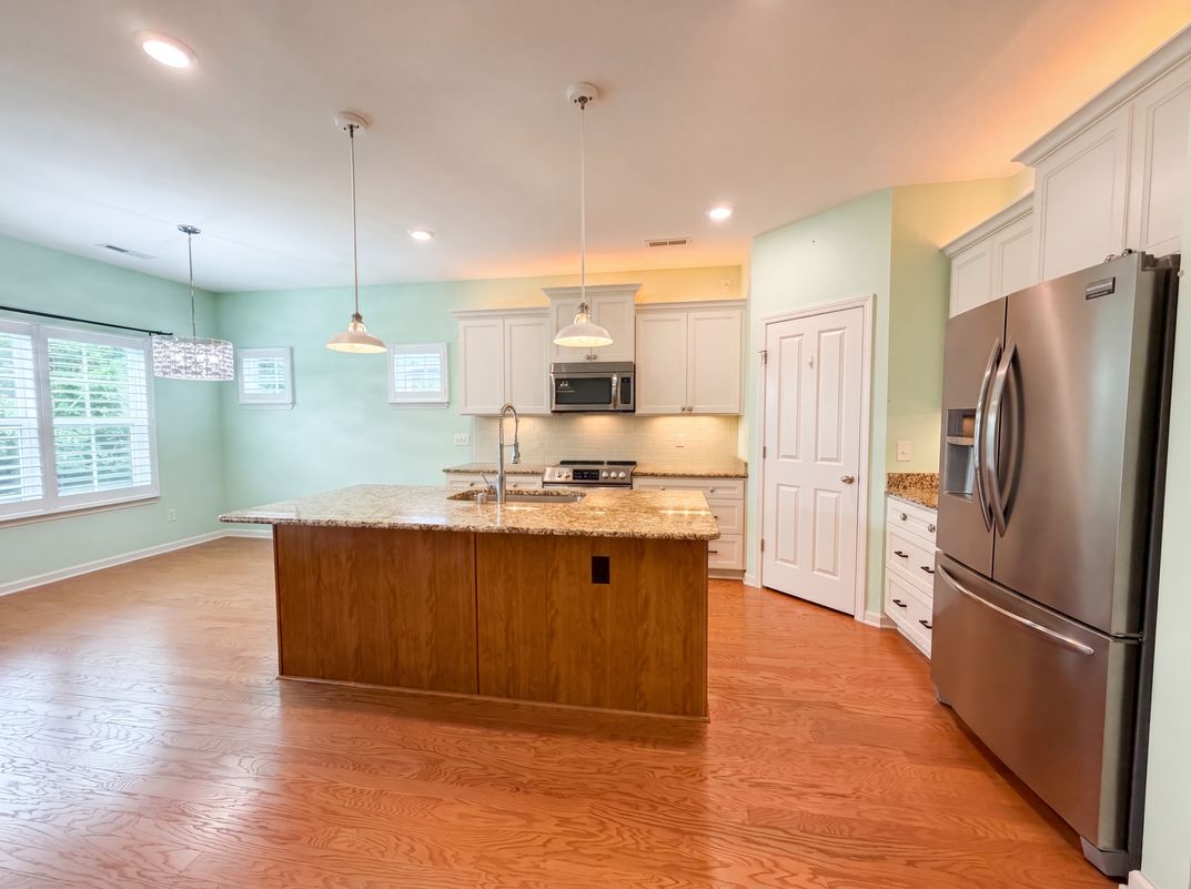 Photo 7 of 15 of 2530 Walpole Ln, Columbia, TN