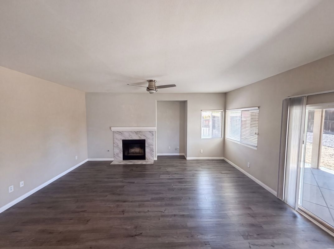 Photo 7 of 24 of 4519 Kalpesh Ct, Hemet, CA