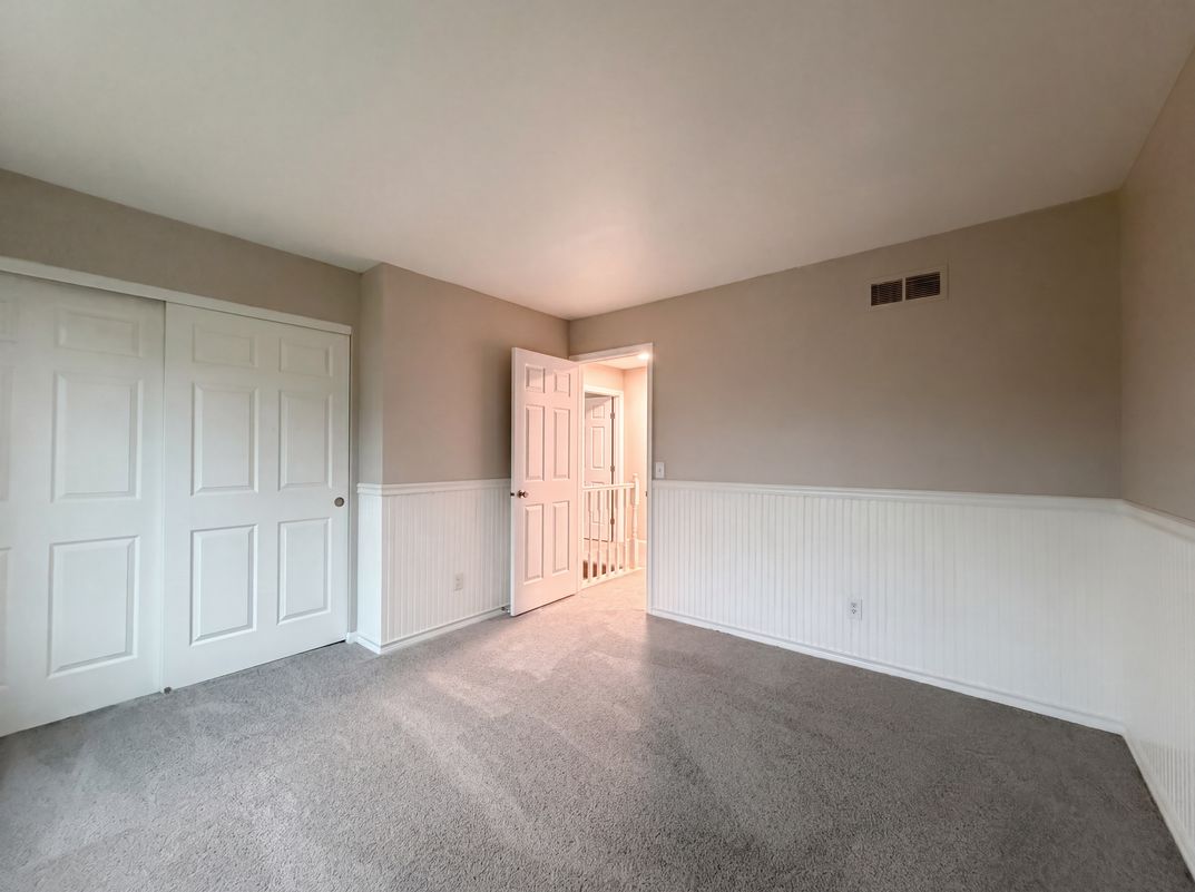 Photo 15 of 32 of 12173 Village Woods Dr, Cincinnati, OH
